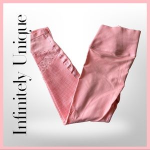 Victoria Sport light apricot/peach colored leggings-M